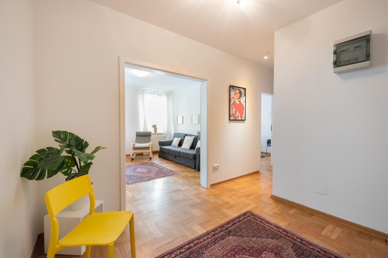 ורשה New Town Spacious Apartment מראה חיצוני תמונה